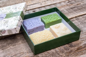 Gyógynövényes szappandoboz