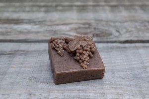 Szőlőmagolajos vörösboros szappan szőlőfürt