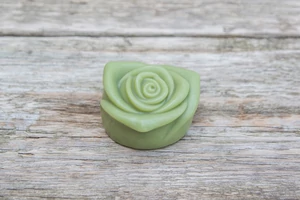 Csalán szappan rózsa