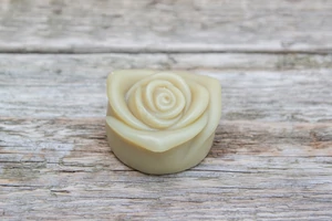 Szt Rókus Diólevélfőzetes szappan rózsa