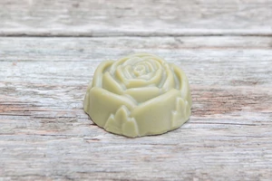 Szt Rókus Diólevélfőzetes szappan bazsarózsa